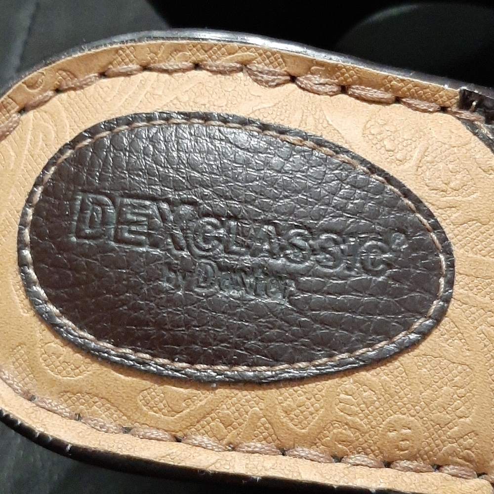 Shoes - Picture 2 of 6